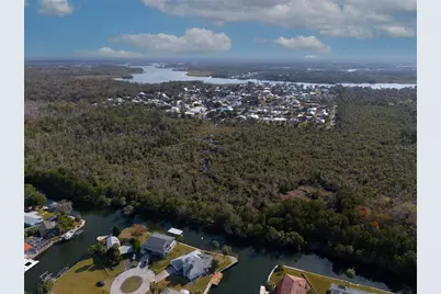 3879 N Seminole Point, Crystal River, FL 34428 - Photo 13