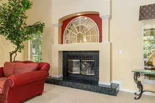 2215 SE Spring Hill Ct, Ocala, FL 34471 - Photo 9