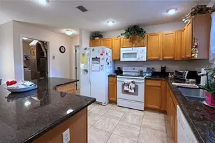 17096 SE 96th Chapelwood Cir, The Villages, FL 32162 - Photo 11