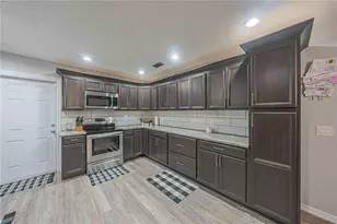 3693 Co Rd 400, Lake Panasoffkee, FL 33538 - Photo 21