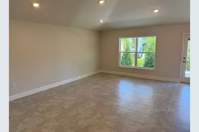 2158 NW 23rd Loop, Ocala, FL 34475 - Photo 3