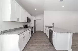 16450 SE 57th Pl, Ocklawaha, FL 32179 - Photo 11