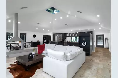 13061 SE 158th Lane, Weirsdale, FL 32195 - Photo 5