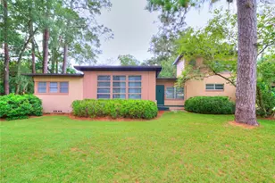 1034 NE 11th St, Ocala, FL 34470 - Photo 1