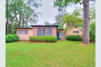 1022 NE 11th Avenue, Ocala, FL 34470 - Photo 1