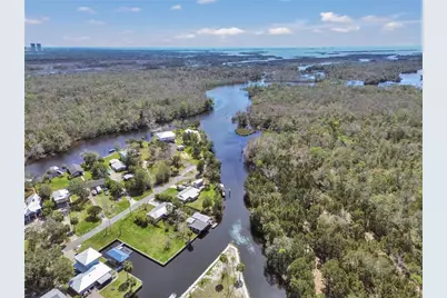 16 Palm Drive, Yankeetown, FL 34498 - Photo 3