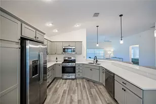 7014 Elaine Ct, The Villages, FL 34762 - Photo 13