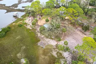 16951 SW 133rd St, Cedar Key, FL 32625 - Photo 1