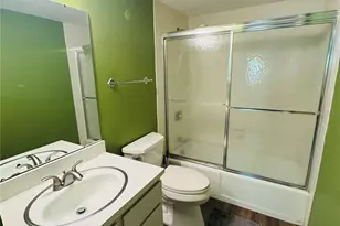 584 Bahia Cir, Ocala, FL 34472 - Photo 9