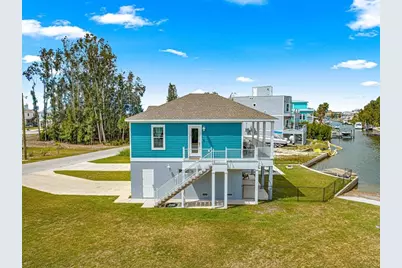 6771 Seaview Boulevard, Hudson, FL 34667 - Photo 1