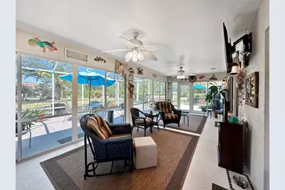 867 Castleberry Circle, The Villages, FL 32162 - Photo 29