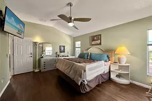 867 Castleberry Cir, The Villages, FL 32162 - Photo 15