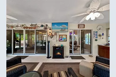 867 Castleberry Circle, The Villages, FL 32162 - Photo 31