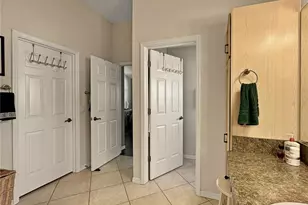 867 Castleberry Cir, The Villages, FL 32162 - Photo 21