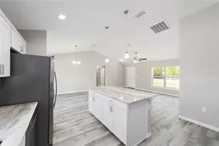 401 W Homeway Loop, Citrus Springs, FL 34434 - Photo 7