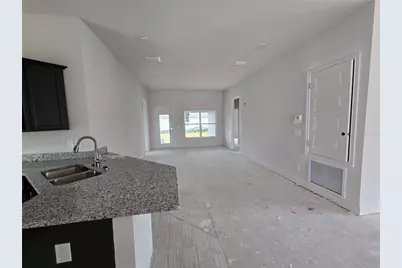 422 W Putting Green Court, Beverly Hills, FL 34465 - Photo 17