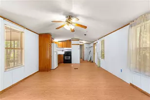 9235 SE 193rd Ave, Ocklawaha, FL 32179 - Photo 9