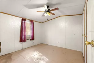 9235 SE 193rd Ave, Ocklawaha, FL 32179 - Photo 13