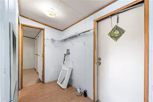 9235 SE 193rd Ave, Ocklawaha, FL 32179 - Photo 17