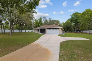 8055 SW 140th Ave, Dunnellon, FL 34432 - Photo 3