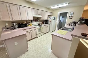 32905 Timberwood Dr, Leesburg, FL 34748 - Photo 5