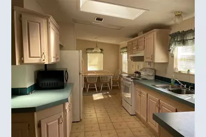 1550 SE 111th Court, Morriston, FL 32668 - Photo 9