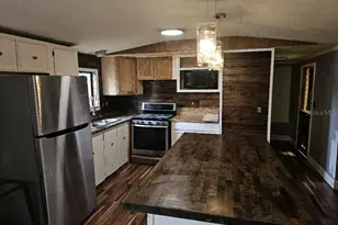 10325 SE 127th Ln, Belleview, FL 34420 - Photo 9