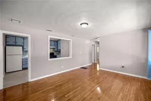 1025 NE 4th St, Chiefland, FL 32626 - Photo 7