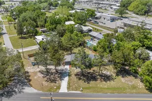 1025 NE 4th St, Chiefland, FL 32626 - Photo 25