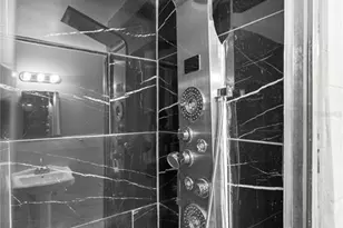 1025 NE 4th St, Chiefland, FL 32626 - Photo 13