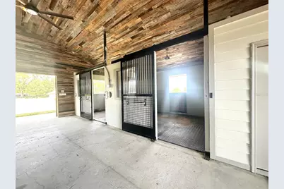 5391 NW 153rd Court, Morriston, FL 32668 - Photo 9