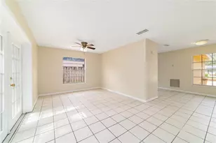 1810 NE 29th Pl, Ocala, FL 34479 - Photo 5