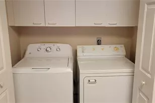 404 Amaya Ave, Lady Lake, FL 32159 - Photo 5