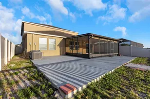 1739 Broad Winged Hawk Dr, Ruskin, FL 33570 - Photo 61