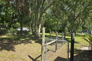 326 SE 2nd St, Williston, FL 32696 - Photo 25