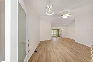 4886 NW 30th Pl, Ocala, FL 34482 - Photo 3