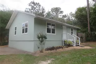 5949 SE 164th Ct, Ocklawaha, FL 32179 - Photo 1