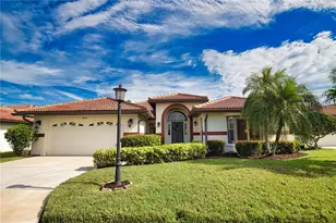 1928 Cove Pointe Dr, Venice, FL 34293 - Photo 1
