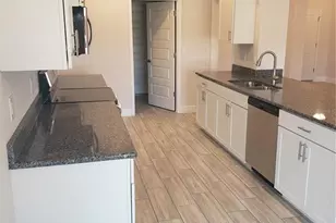 4866 Sutherland St, Spring Hill, FL 34609 - Photo 7