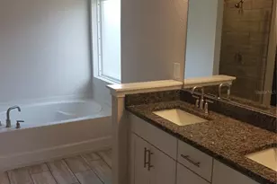 4866 Sutherland St, Spring Hill, FL 34609 - Photo 9