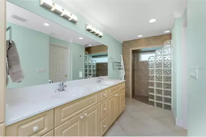 12001 SW Kingsway Circle, Lake Suzy, FL 34269 - Photo 33