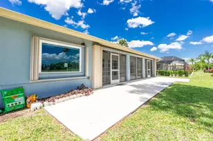 12001 SW Kingsway Cir, Lake Suzy, FL 34269 - Photo 49