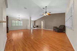 11521 SE 1st Street Rd, Silver Springs, FL 34488 - Photo 9