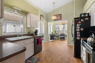 10468 S Drew Bryant Cir, Floral City, FL 34436 - Photo 9