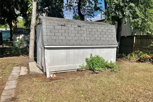 6629 SE 110th Ln, Belleview, FL 34420 - Photo 15