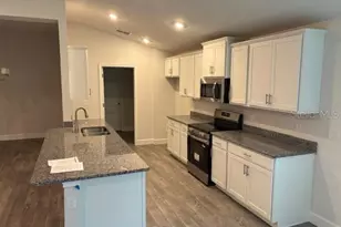 7637 SW 180th Cir, Dunnellon, FL 34432 - Photo 7