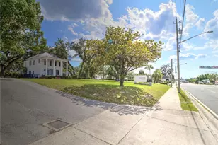 944 E Silver Springs Blvd, Ocala, FL 34470 - Photo 1
