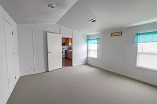 6750 NE 1st Pl, Ocala, FL 34470 - Photo 3