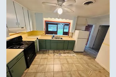 1051 SE 28th Road, Ocala, FL 34471 - Photo 3