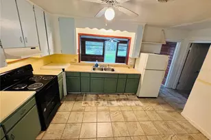 1051 SE 28th Rd, Ocala, FL 34471 - Photo 3